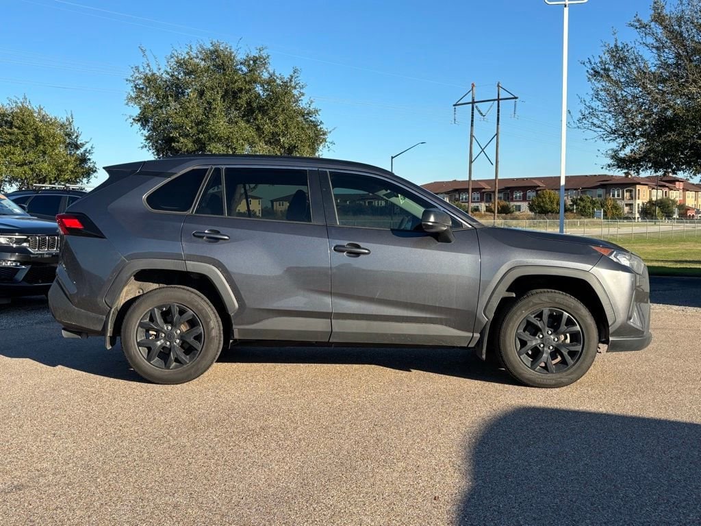 Used 2021 Toyota RAV4 LE SUV