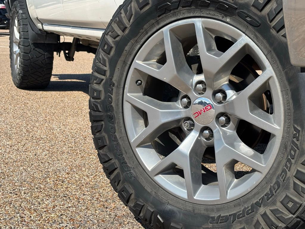 2017 Gmc Sierra 1500 SLT photo 2