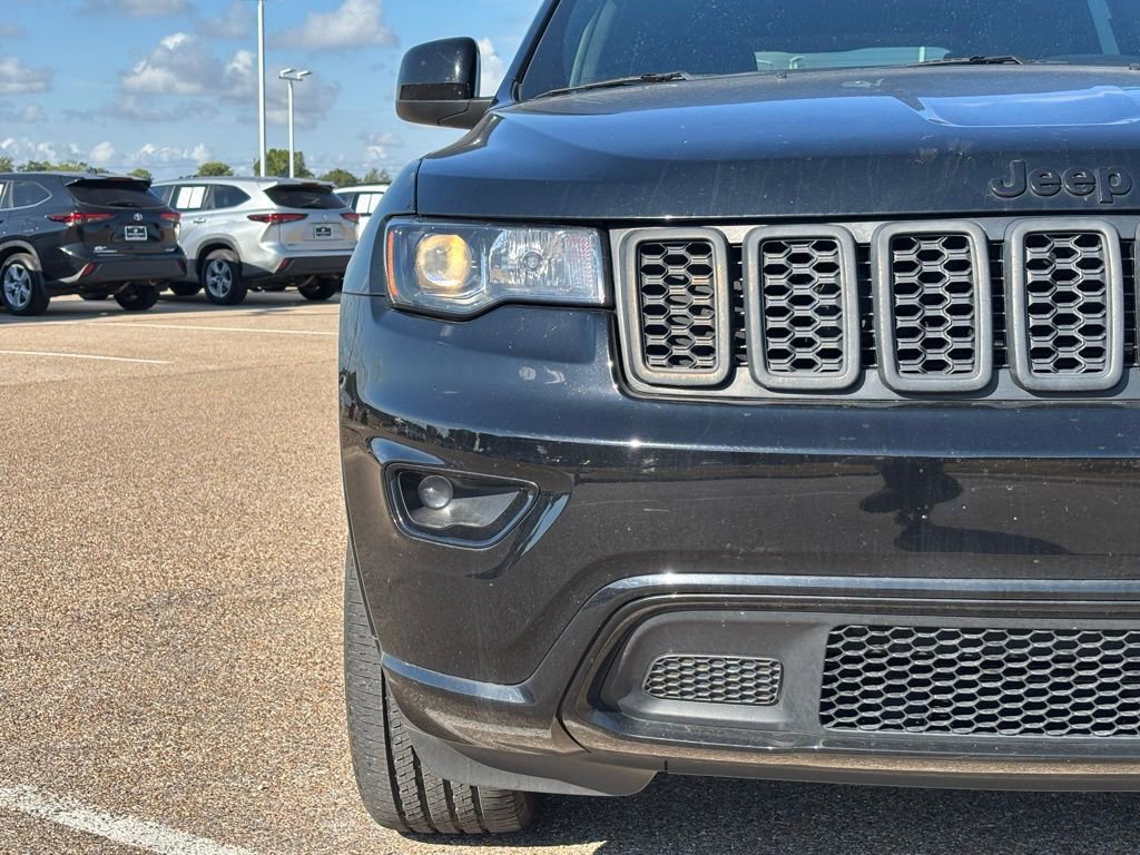 2022 Jeep Cherokee Laredo X photo 3