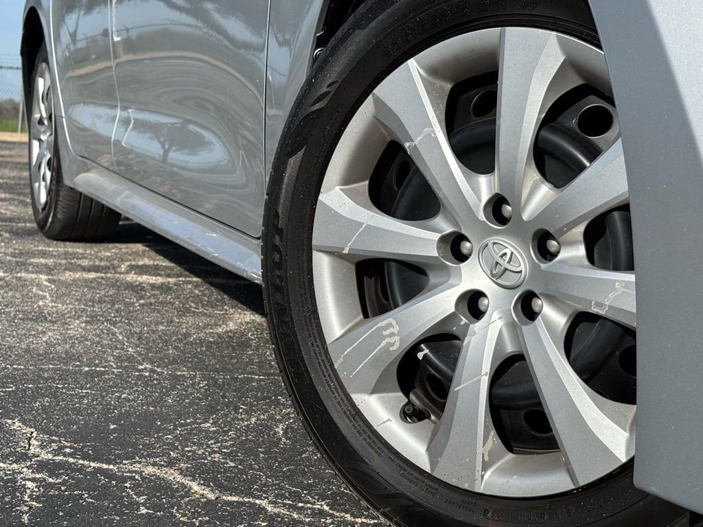 Used 2025 Toyota Corolla LE with VIN 5YFB4MDE8SP336241 for sale in Northfield, Minnesota