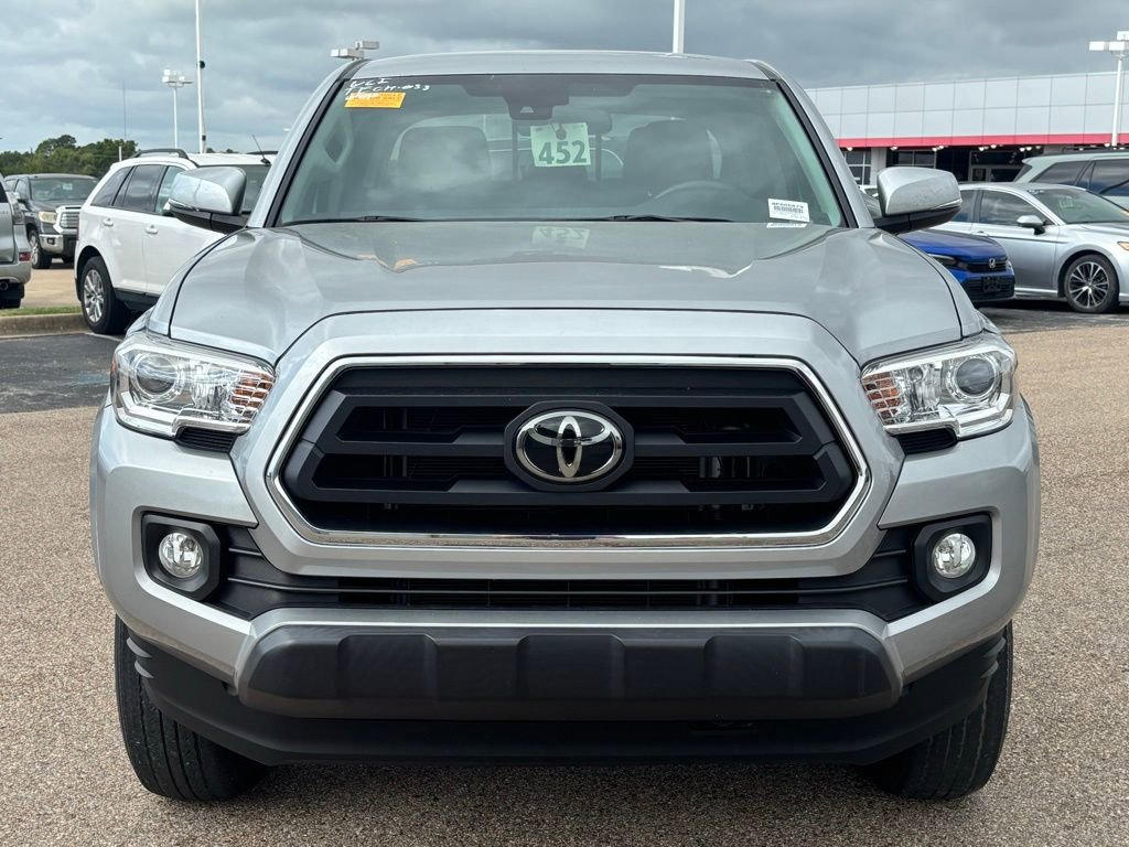 2023 Toyota Tacoma SR5 V6 photo 3