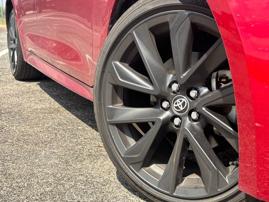 2025 Toyota Corolla XSE photo 2