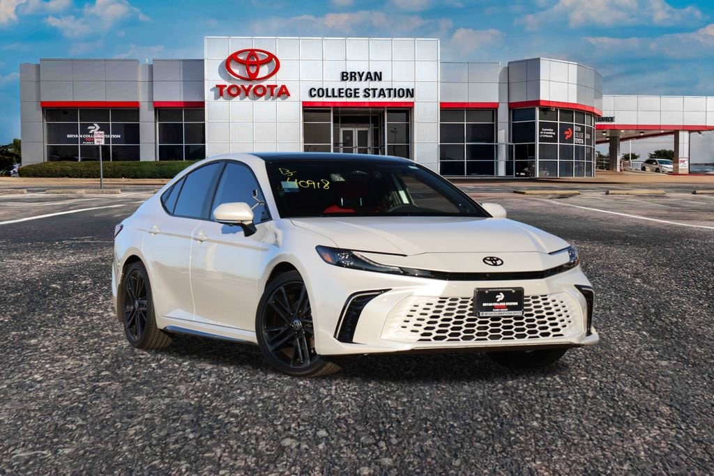 Used 2025 Toyota Camry XSE Sedan