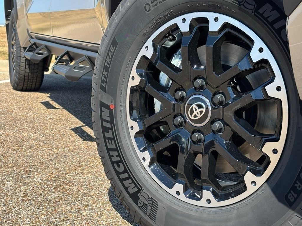 New 2026 Toyota Tundra SR5 SR5 CREWMAX 5.5