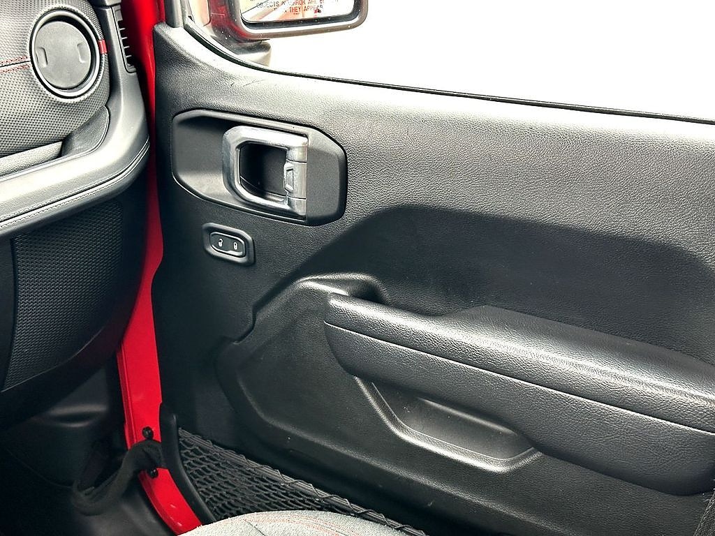 2025 Jeep Wrangler 4-Door Rubicon - Photo 27