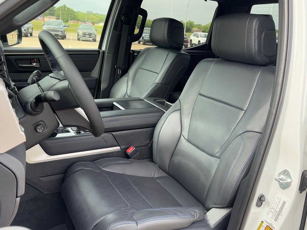 2026 Toyota Tundra Platinum - Photo 11
