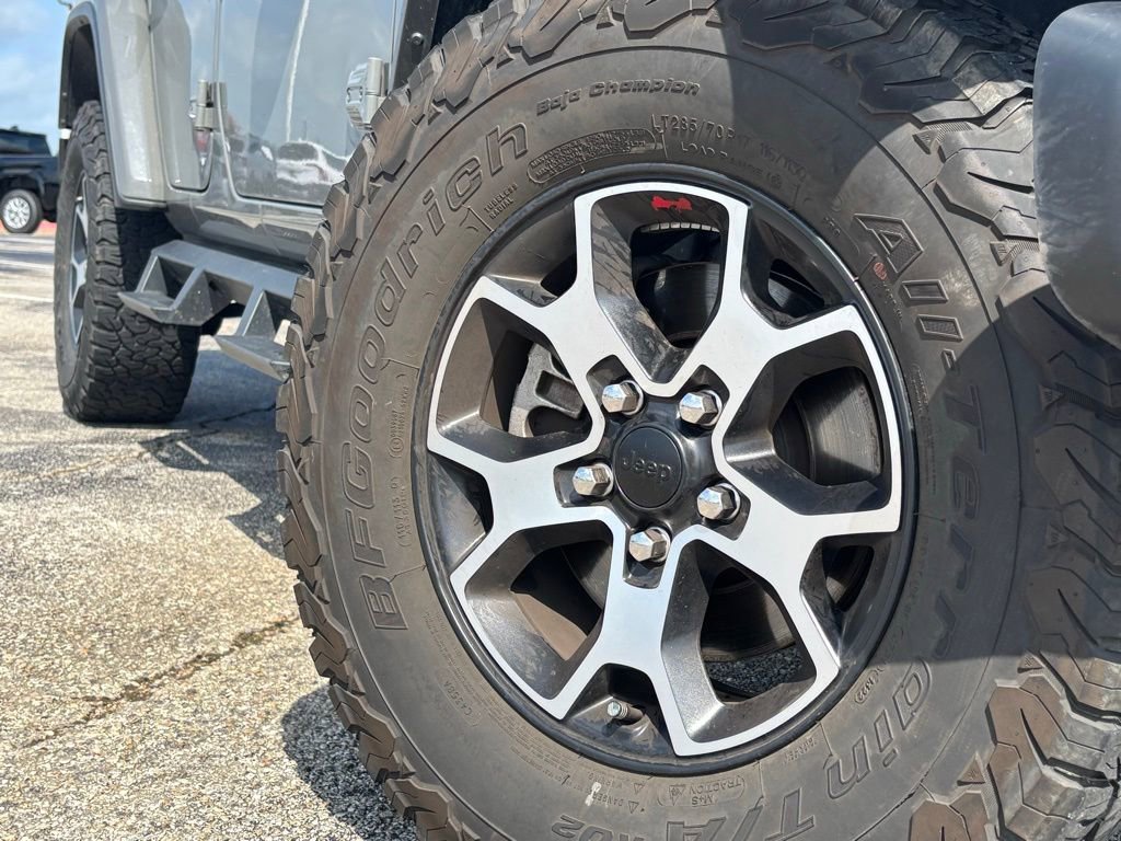Used 2022 Jeep Wrangler Unlimited Rubicon with VIN 1C4HJXFN8NW196513 for sale in Bryan, TX
