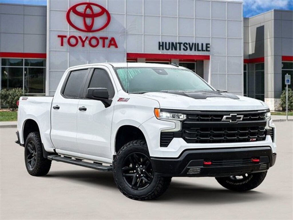 Used 2024 Chevrolet Silverado 1500 LT Trail Boss Truck Crew Cab