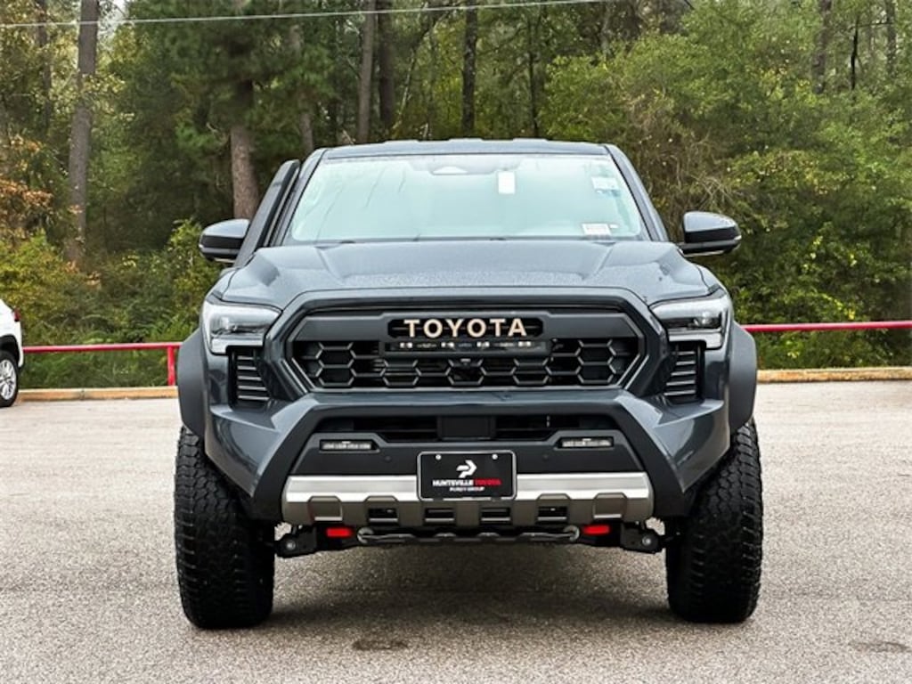 New 2026 Toyota Tacoma i-FORCE MAX Trailhunter 4X4 DOUBLE CAB HV