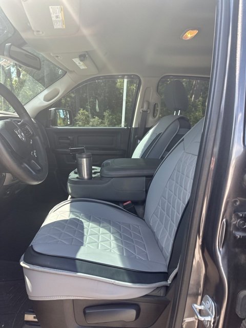 2019 Ram 1500 Classic Tradesman photo 2