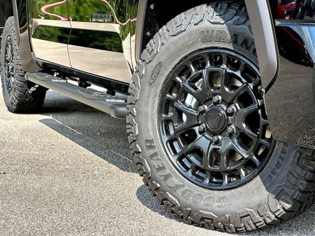 New 2026 Toyota Tundra SR5 SR5 CREWMAX 5.5