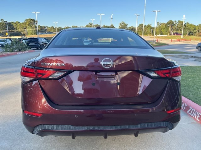 2025 Nissan Sentra SV photo 2