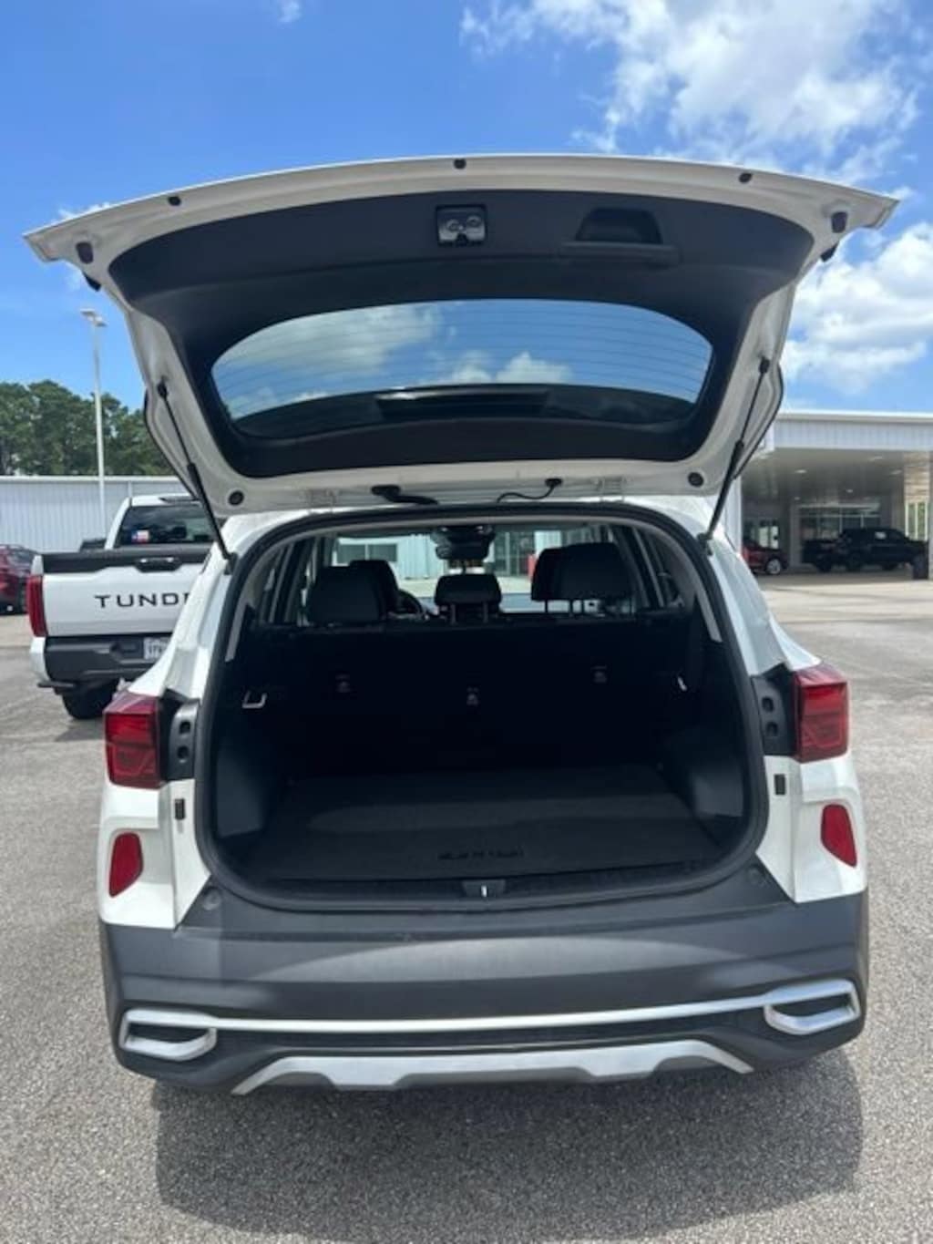 Used 2023 Kia