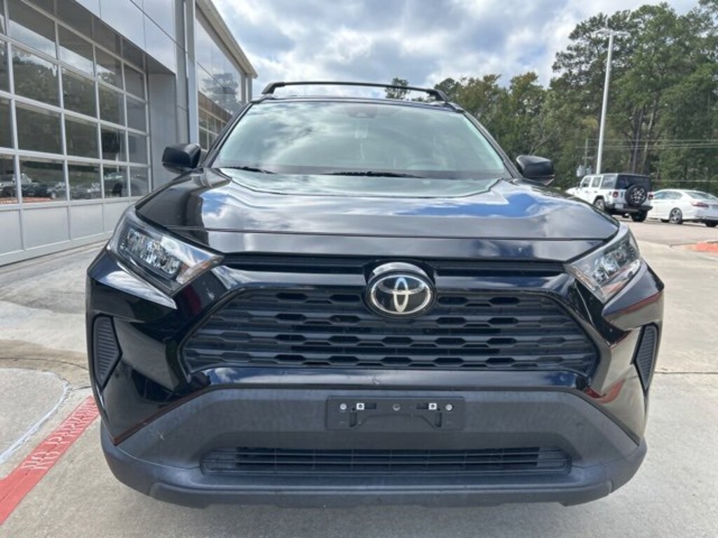 Used 2021 Toyota RAV4 LE SUV