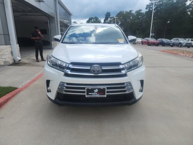 Used 2018 Toyota Highlander Limited with VIN 5TDYZRFH1JS281590 for sale in Huntsville, TX