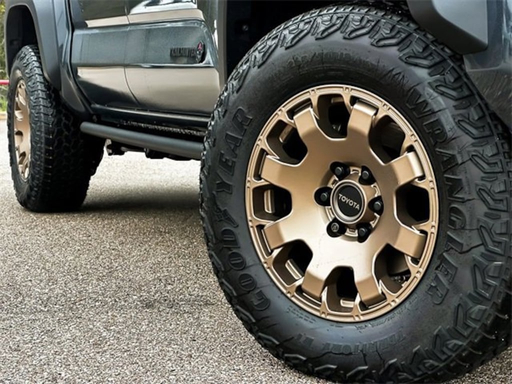 New 2026 Toyota Tacoma i-FORCE MAX Trailhunter 4X4 DOUBLE CAB HV