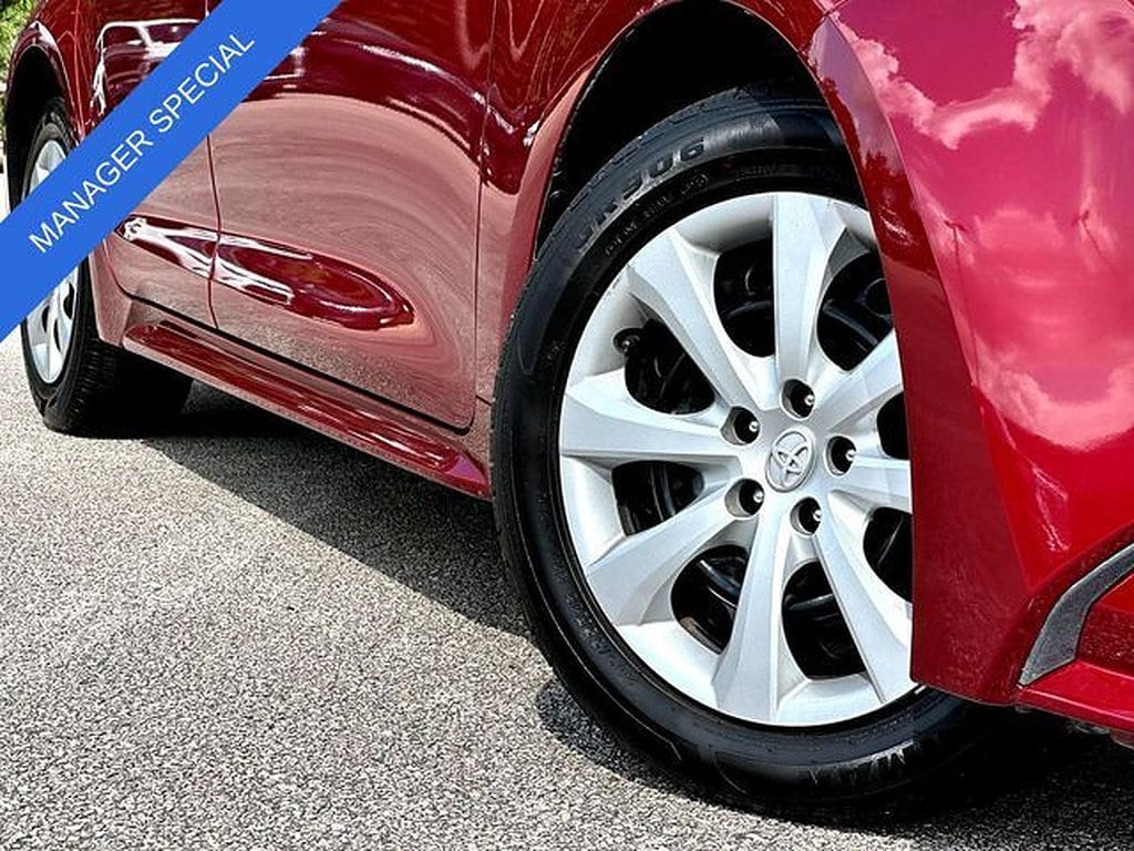 Used 2025 Toyota Corolla LE Sedan