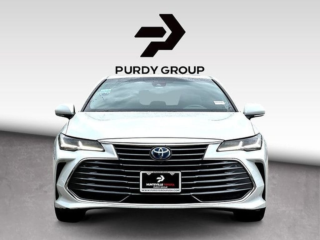 Used 2022 Toyota Avalon Hybrid Limited Sedan