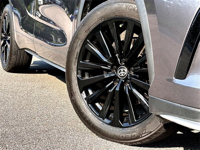 2023 Toyota Highlander XSE photo 2