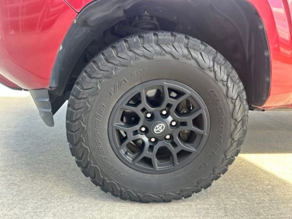 Used 2021 Toyota Tacoma SR Truck Double Cab