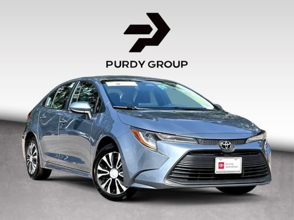 Certified 2025 Toyota Corolla LE Sedan