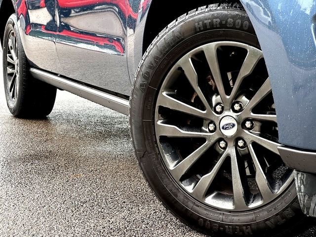 Used 2019 Ford Expedition Limited with VIN 1FMJK1KT7KEA68969 for sale in Huntsville, TX
