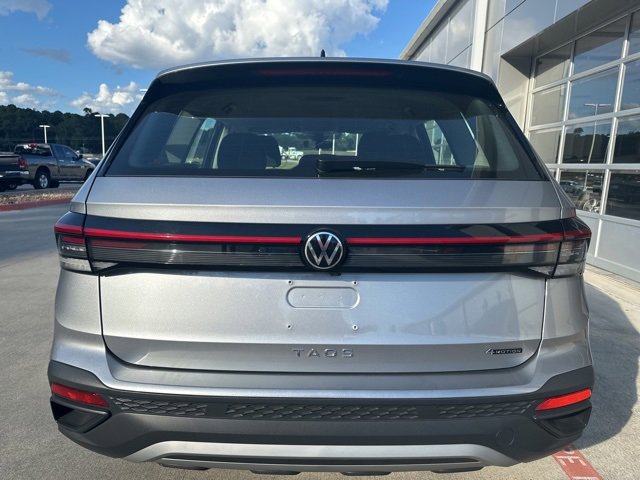 2025 Volkswagen Taos S photo 2
