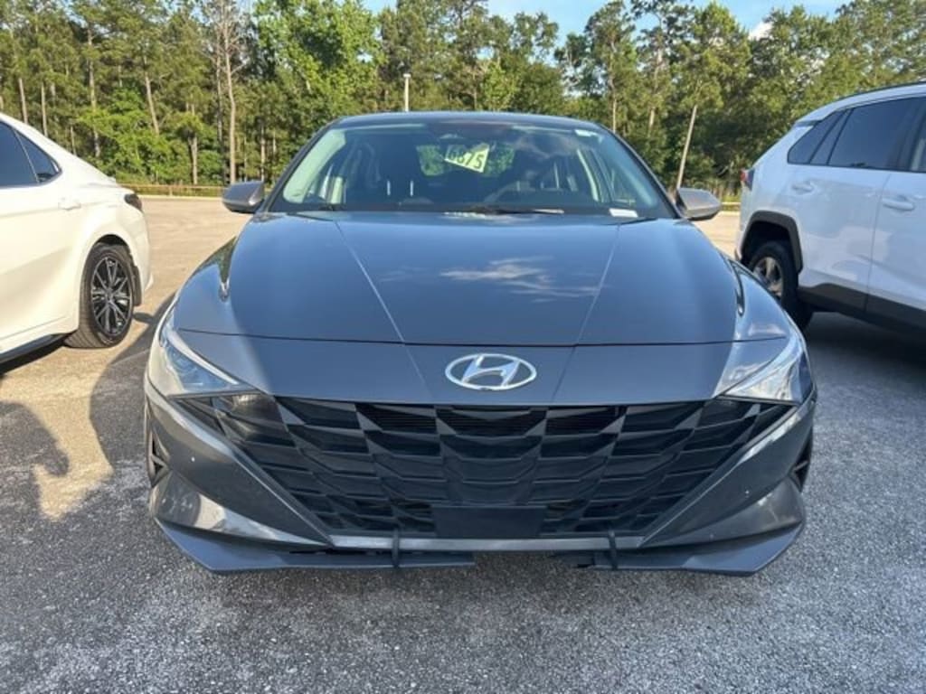 Used 2023 Hyundai Elantra SEL Sedan