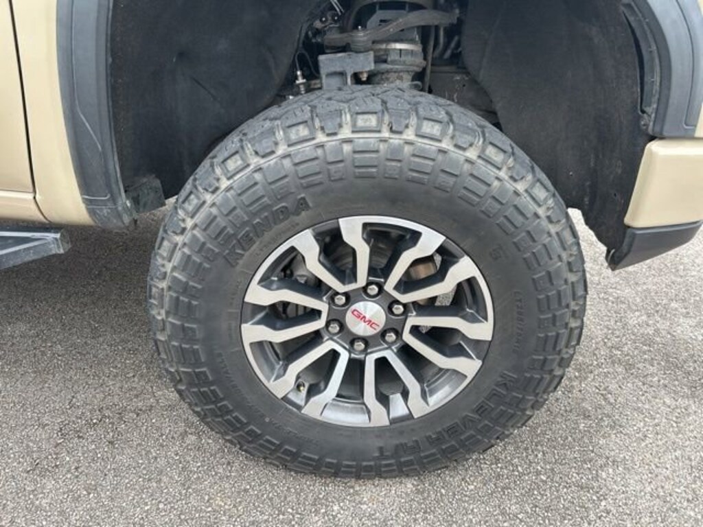 Used 2023 GMC Sierra 1500 AT4 Truck Crew Cab