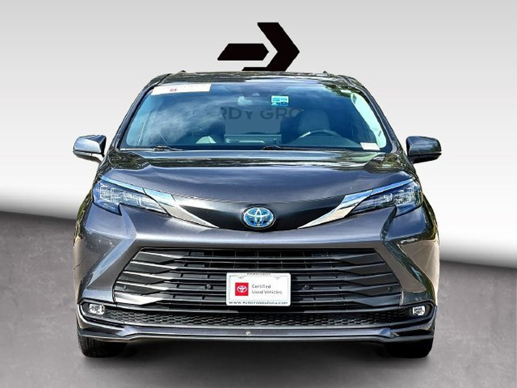 Certified 2025 Toyota Sienna XLE Van Passenger Van
