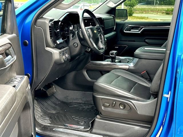 2022 Chevrolet Silverado 1500 LTZ - Photo 10