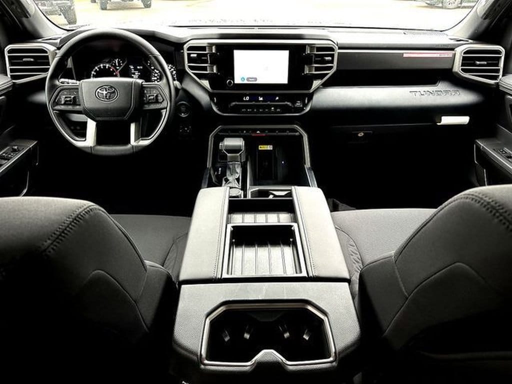 2026 Toyota Tundra SR5 - Photo 21