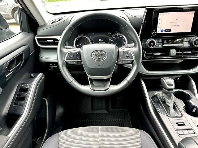 2024 Toyota Highlander LE - Photo 22