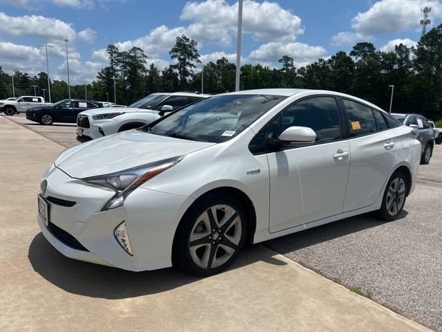2016 Toyota Prius Four Touring's photo