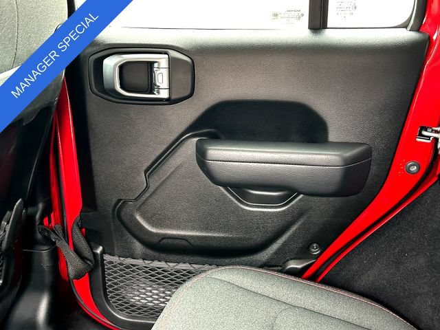 2025 Jeep Wrangler 4-Door Rubicon - Photo 20