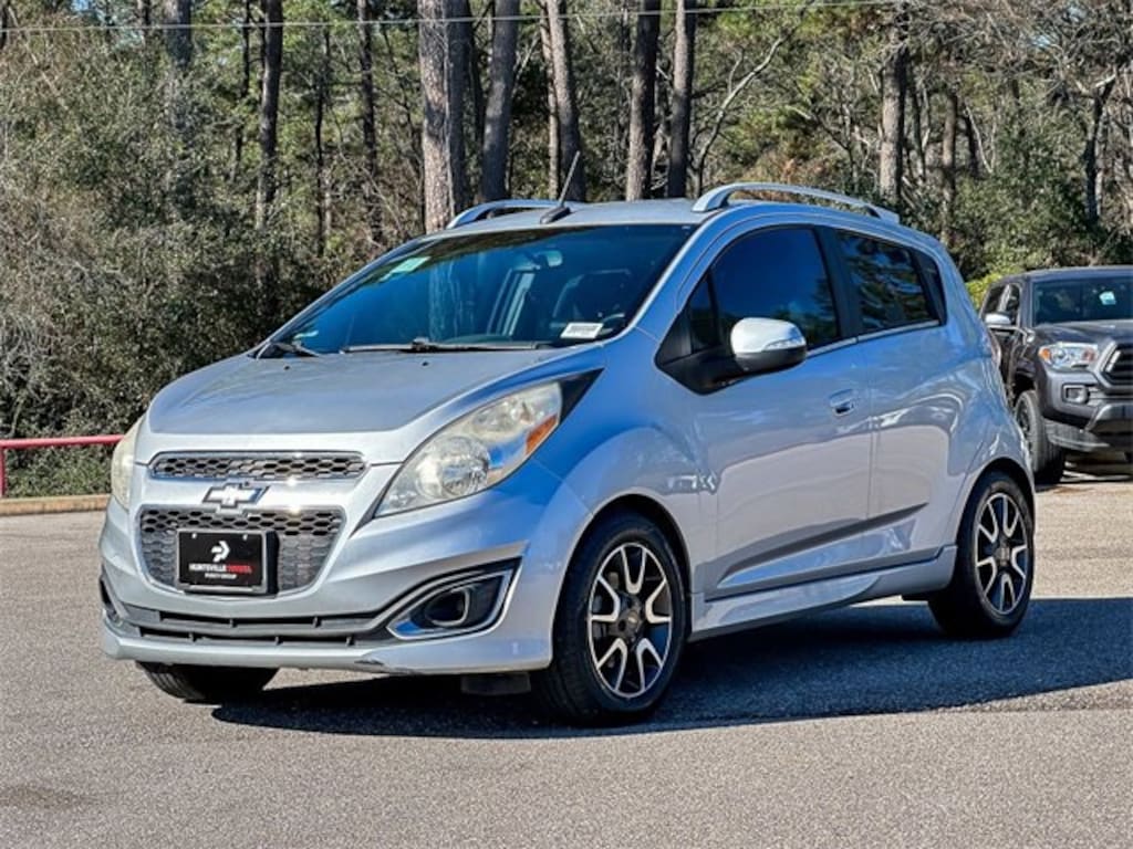 Used 2014 Chevrolet Spark 2LT Auto Hatchback