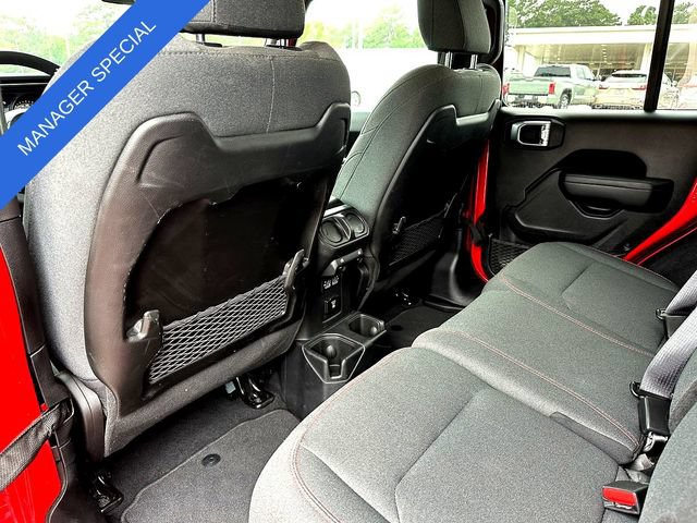 2025 Jeep Wrangler 4-Door Rubicon - Photo 19