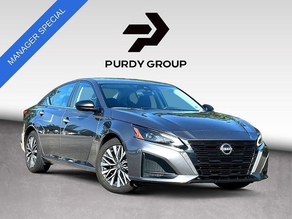 Pre-Owned 2024 Nissan Altima 2.5 SV