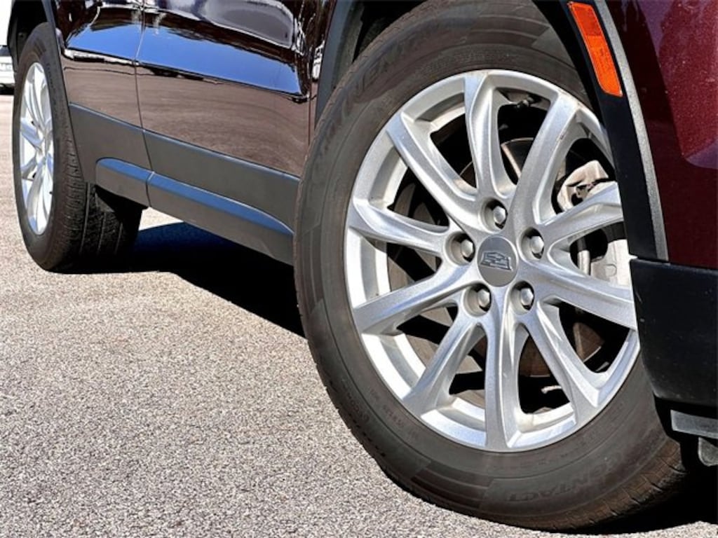 Used 2023 CADILLAC XT4 Luxury SUV