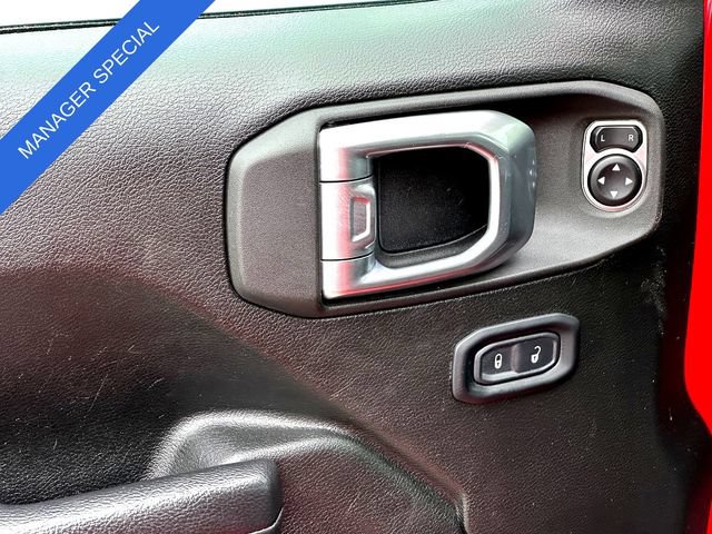 2025 Jeep Wrangler 4-Door Rubicon - Photo 11