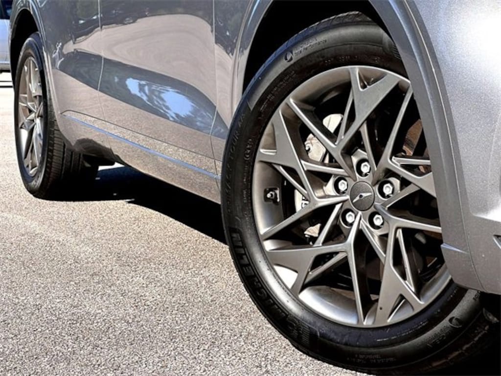 Used 2025 Genesis GV70  SUV