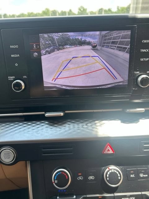 2024 Kia Carnival LX Seat Pkg - Photo 35