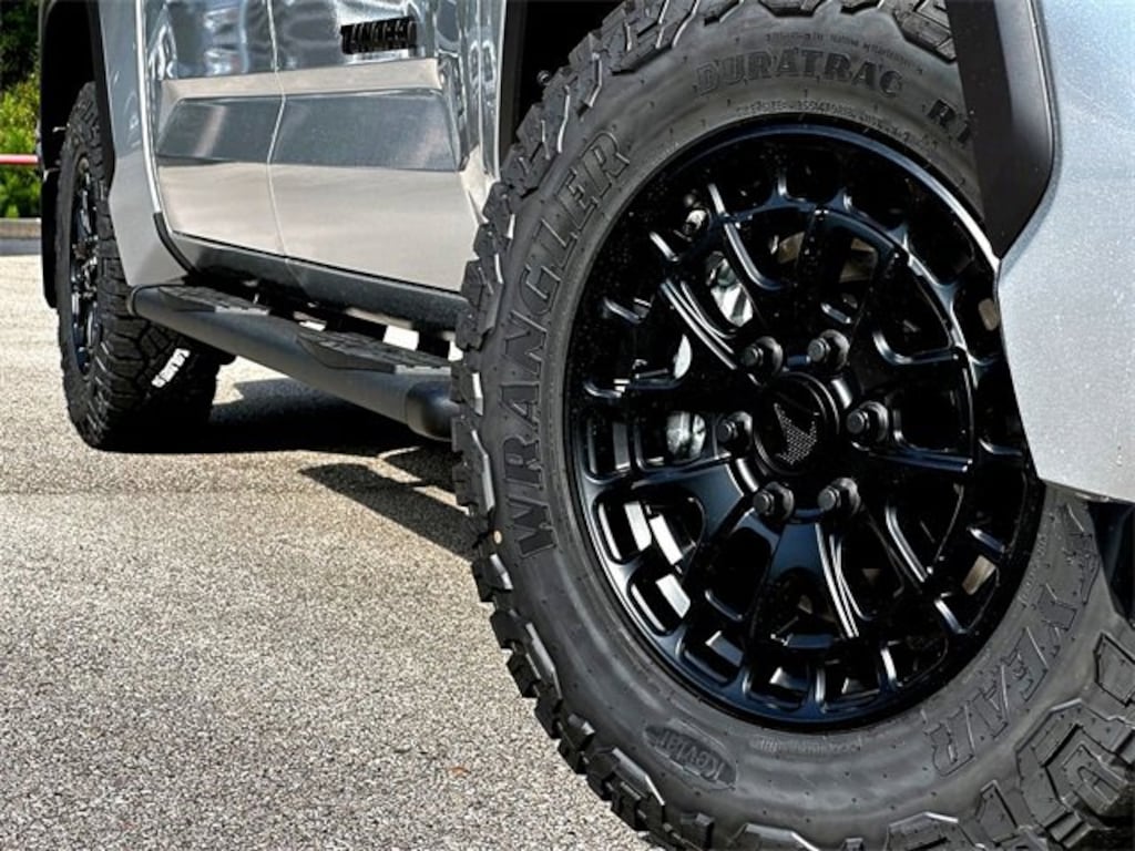 New 2026 Toyota Tundra SR5 SR5 CREWMAX 5.5