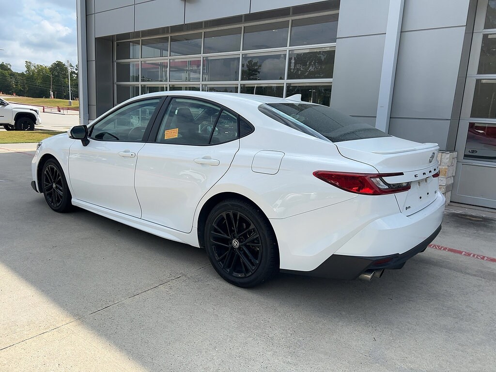 Used 2025 Toyota Camry SE Sedan