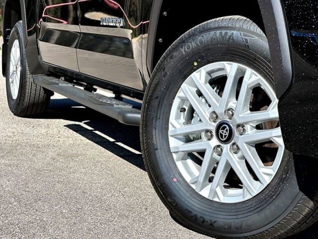 New 2026 Toyota Tundra SR5 SR5 CREWMAX 5.5