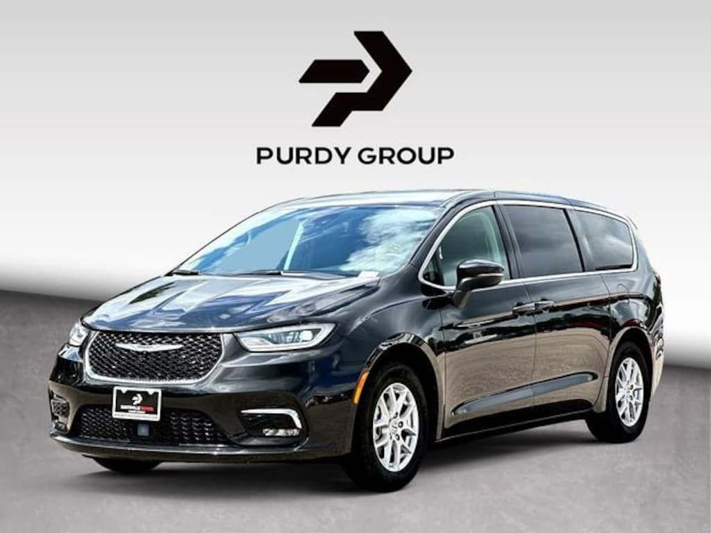 Used 2023 Chrysler Pacifica Touring L Van Passenger Van