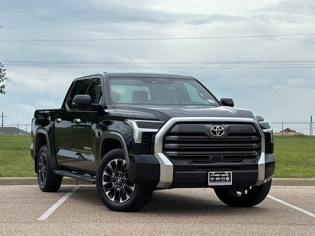 2025 Toyota Tundra Limited CrewMax Cab 4WD