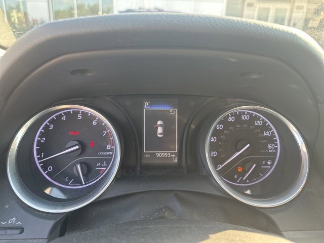 2018 Toyota Camry LE photo 3