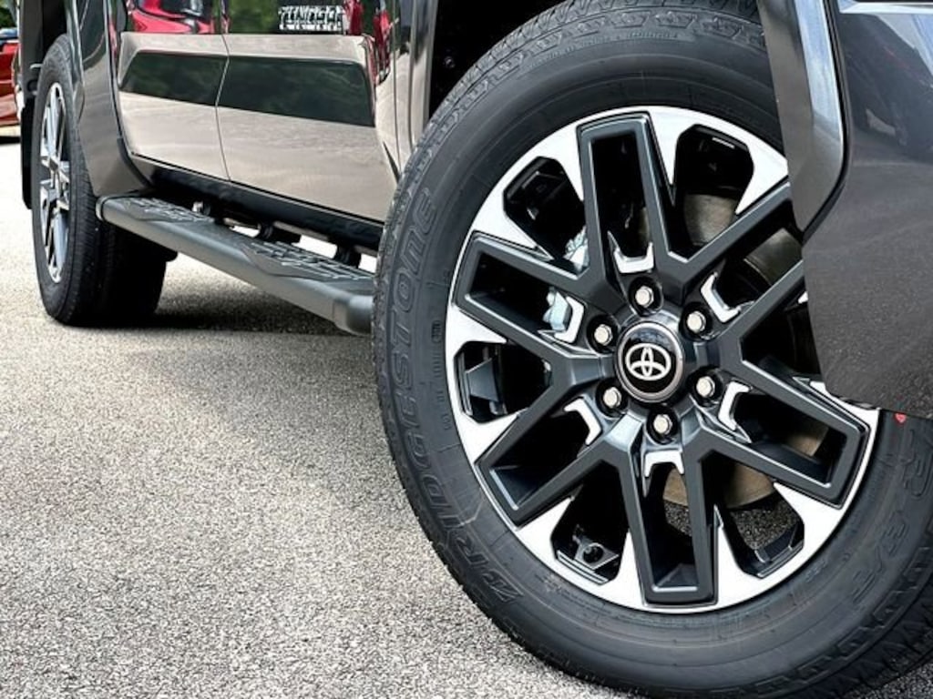 New 2026 Toyota Tundra Limited LIMITED CREWMAX 5.5