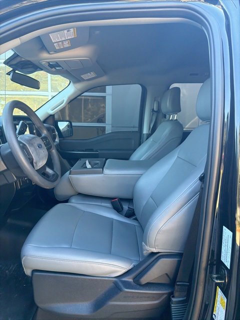 2022 Ford F-150 XL photo 3